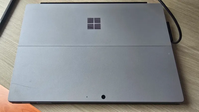 Surface Pro 7 con accesorios afbeelding 5