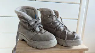 Botas Mustang grises talla 37