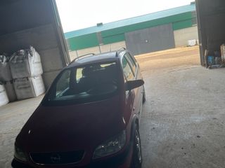 Opel Zafira 2004