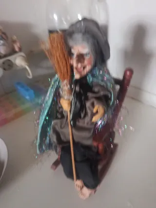 Bruja antigua de la felicidad