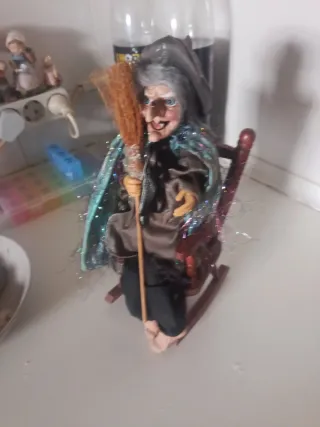 Bruja antigua de la felicidad