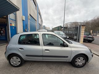 Renault Clio 2003