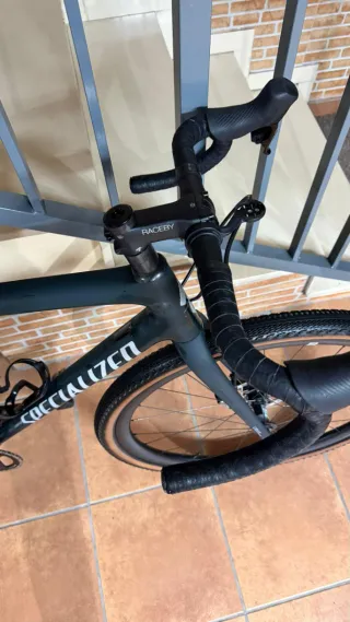 Specialized Gravel Crux 2025