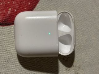 Estuche y cascos AirPods Original Apple Blanco