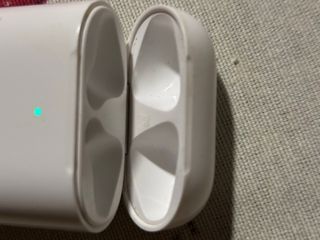 Estuche y cascos AirPods Original Apple Blanco