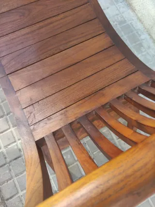 Banqueta rústica de madera