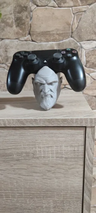 Sujeta mandos Kratos PS4