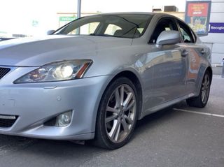 Lexus IS220d 2007 170.000km! Techo, cuero, xenon