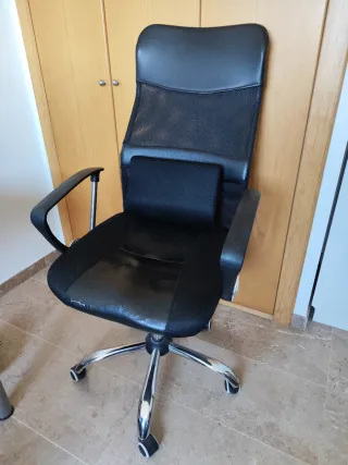 Silla de escritorio negra