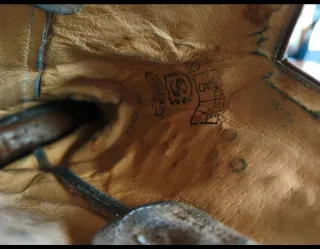 Botas Sendra Beige con Detalles Dorados