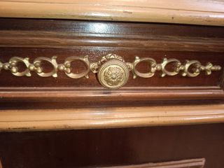 Recibidor antiguo mármol y madera