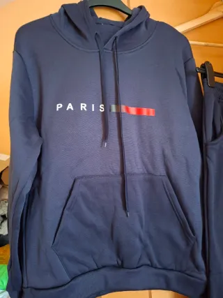 Conjunto chándal negro Paris