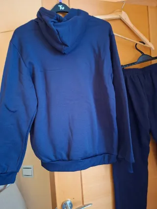 Conjunto chándal negro Paris