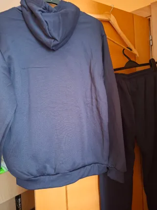 Conjunto chándal negro Paris