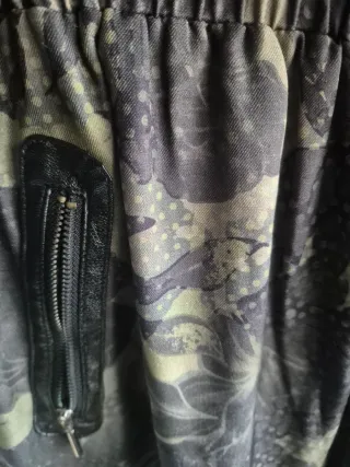 Pantalón Koröshi estampado