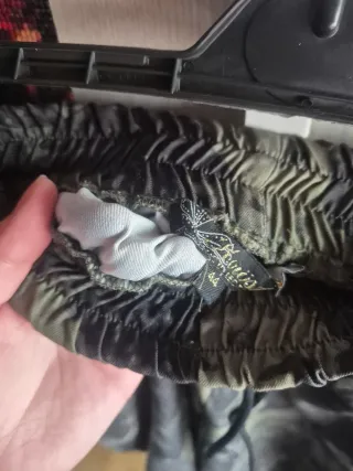 Pantalón Koröshi estampado