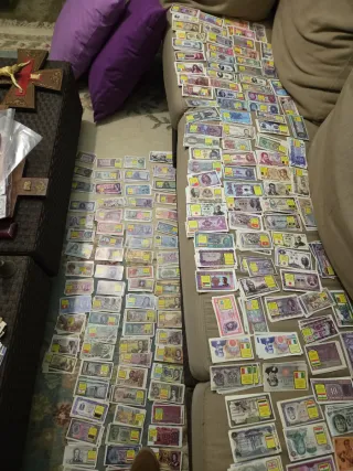 Colección de  réplicas Billetes Extranjeros