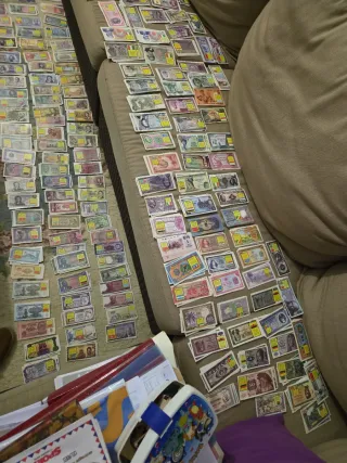 Colección de  réplicas Billetes Extranjeros