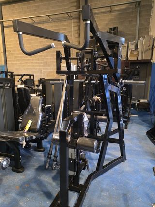 VENTA DE MAQUINAS DE GIMNASIO PROFESIONALES