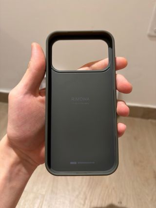 Coque Rimowa Iphone 17 Pro Max Gold