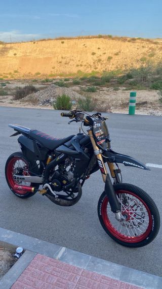 Rieju MRT Supermotard Preparada