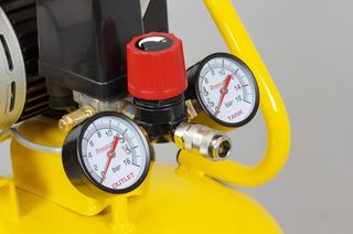 Compresor Stanley SXCMS1350VE Muy Silencioso