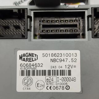 Caja de fusibles Alfa Romeo 60684632 501862310013 NBC94752