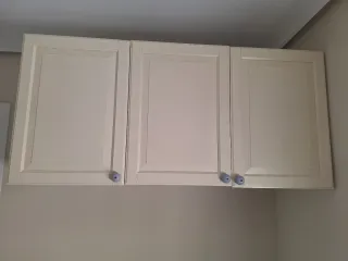 Escritorio y Mueble Alto Beige