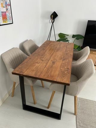 Mesa comedor y 4 sillas