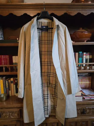 Gabardina Burberry Beige