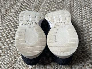 Zapatillas Nike Talla 43 Negras y Blancas