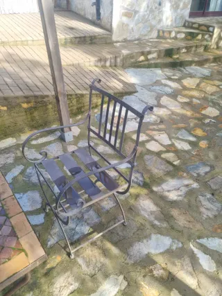 Mesa de jardín mosaico y metal