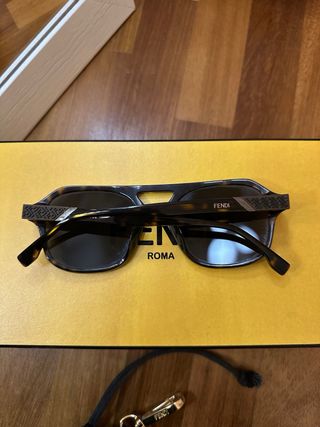 Occhiali da sole Fendi