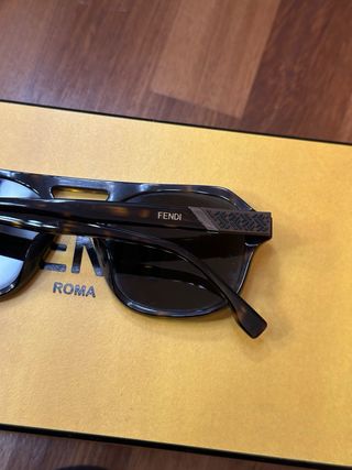 Occhiali da sole Fendi