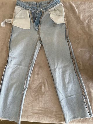 Pantalón vaquero con estrellas .Mango Teen