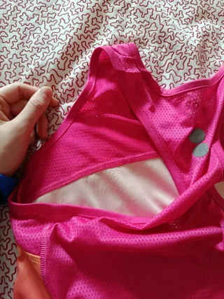 Camiseta deportiva Reebok tirantes degradado