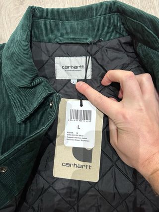 Chaqueta Carhartt Verde con detalles amarillos