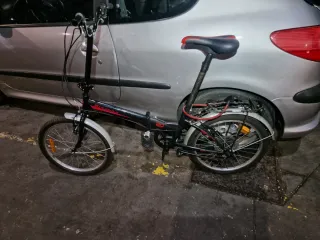 Bici plegable negra