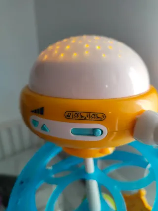 Móvil cuna bebé con luces, proyector de estrellas