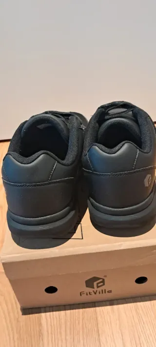 Scarpe FitVille nere con velcro