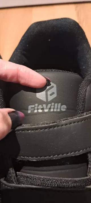 Scarpe FitVille nere con velcro