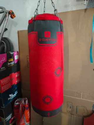 Saco de boxeo Domyos rojo