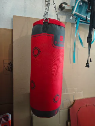 Saco de boxeo Domyos rojo