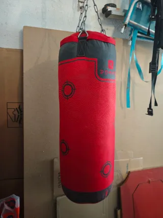 Saco de boxeo Domyos rojo