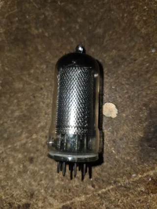 Válvula uch42 radio antigua de valvulas