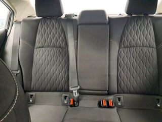 Toyota Corolla Sedán 125H Active Tech