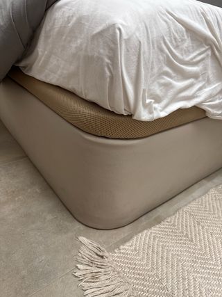 Cama 1.05 con canapé abatible,colchon .