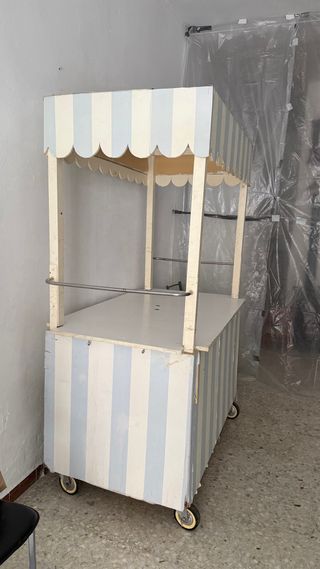 Carrito de eventos con rueda