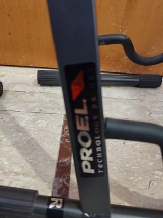 Proel supporto per chitarra elettrica/basso