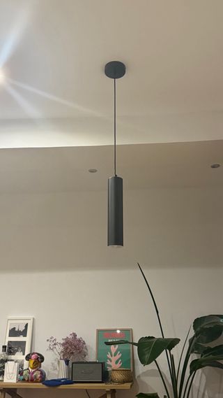 Lámpara de techo Maude de acero con acabado negro